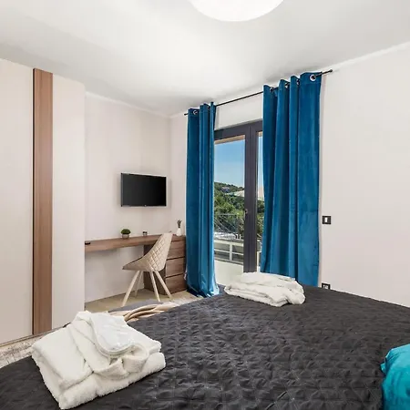 Feriehus Castanea Poljane